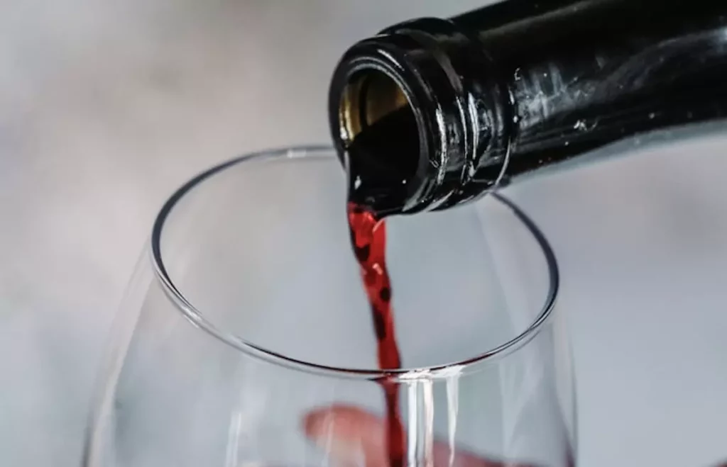 Connaissez-vous les "larmes" ou "jambes" d'un vin ?